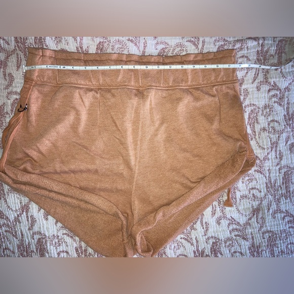 Free People Movement Siren Short Medium - Picture 7 of 8